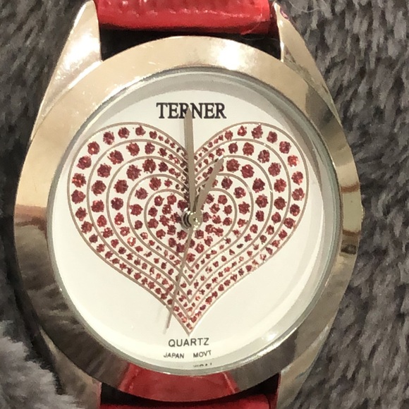 Turner watch in good shape almost new but it’s old - Picture 5 of 5